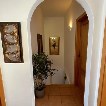 In Burgau,,quality, Pool, Only 200m From Sea & Beach .sea Facing. Nyaraló *