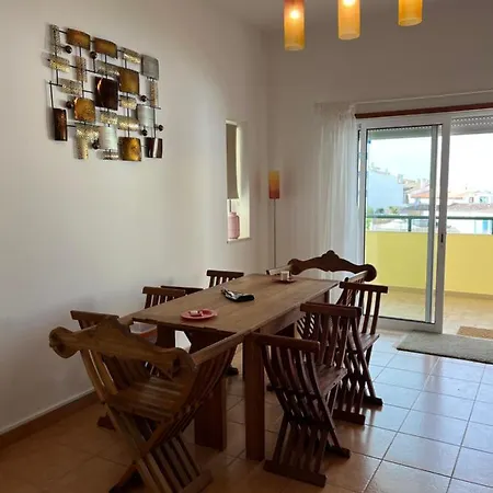 In Burgau,,quality, Pool, Only 200m From Sea & Beach .sea Facing. 度假居