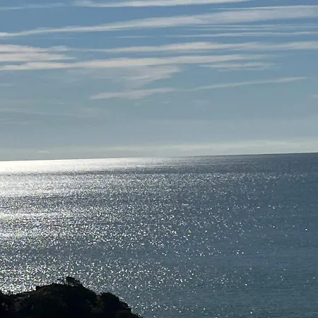 度假居 In Burgau,,quality, Pool, Only 200m From Sea & Beach .sea Facing. 布尔高